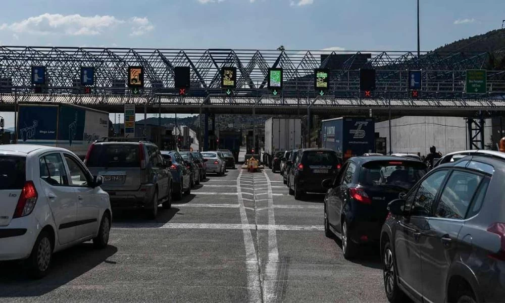 Θα κάνουμε Πάσχα στο χωριό; - Αβέβαιη η μετακίνηση εκτός νομού